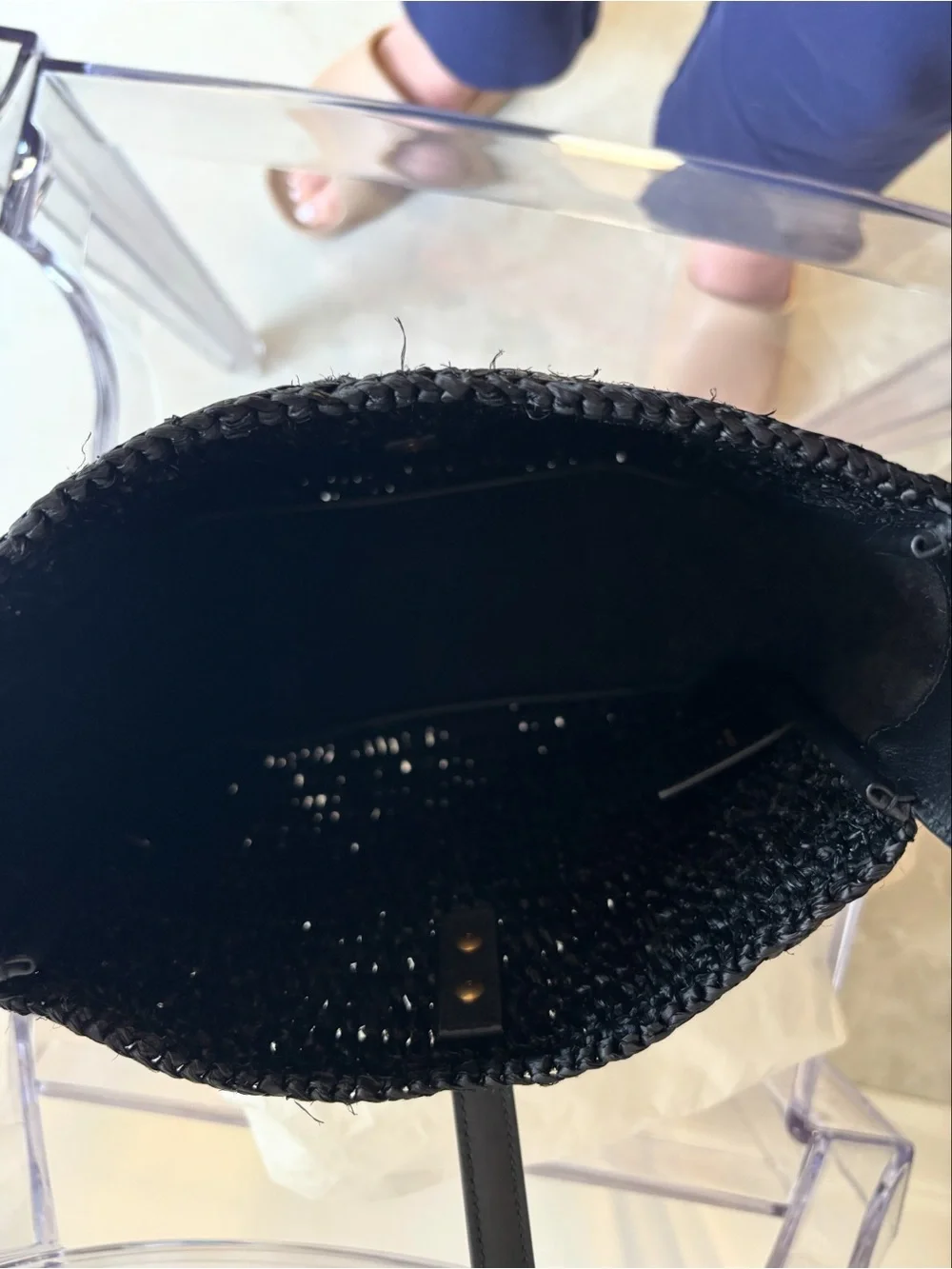 Saint Laurent Le 5À 7 Supple Small Shoulder Bag in Raffia - Picture 5 of 9